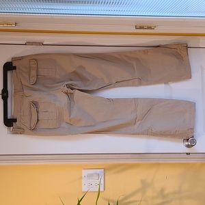 0ld Navy Mid Rise Khaki Convertible Pants Size 10 short